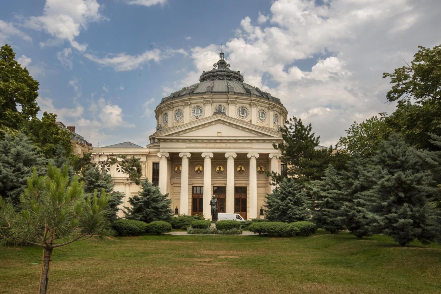 Rainforest Studio Downtown By Pretty Apartments Bucharest Exterior photo